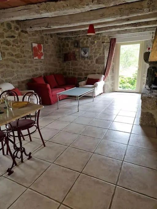 Villa La Fontaine D'Aubrac Florentin-la-Capelle