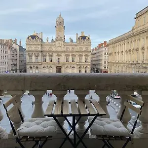 Grand Balcon Place Des Terreaux Appartement Lyon
